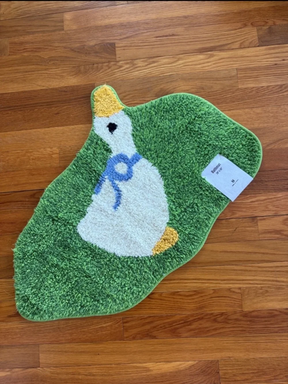 New Urban Outfitters Cheeky Goose Shape Tufted Bath Mat